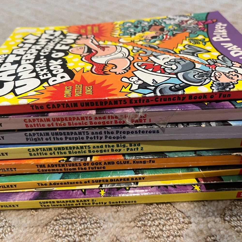 Captain Underpants Set of 7 Books 📚